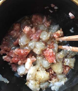 烫面元宝鲜虾饺的做法步骤:11