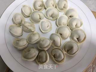 烫面元宝鲜虾饺的做法步骤:15