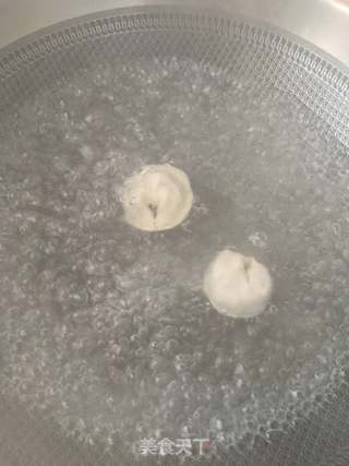 烫面元宝鲜虾饺的做法步骤:17