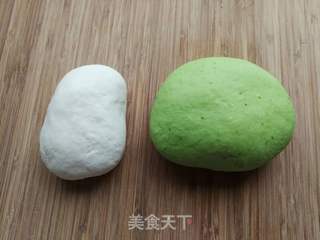 翡翠白菜饺子的做法步骤:2