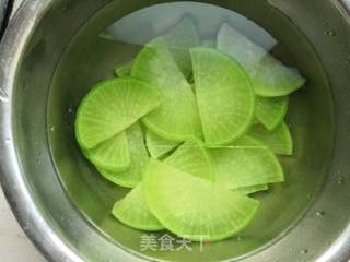 翡翠萝卜花的做法步骤:5