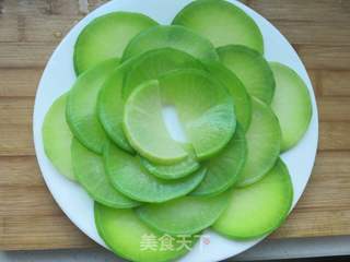 翡翠萝卜花的做法步骤:7