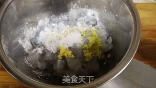 虾仁韭菜水煎包的做法步骤:5