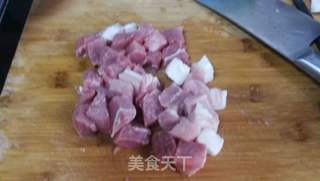 猪肉韭菜包子的做法步骤:2
