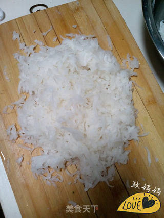 白萝卜肉包子的做法步骤:3