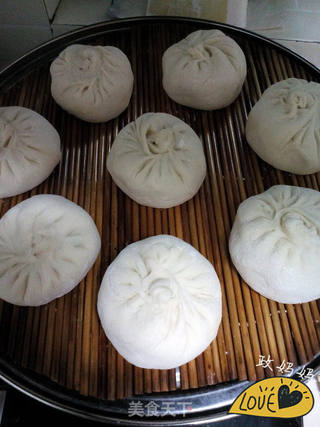 白萝卜肉包子的做法步骤:10