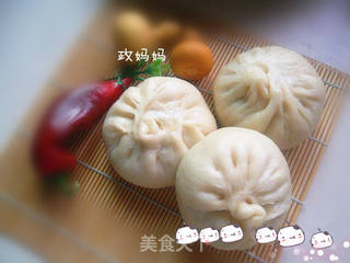 白萝卜肉包子的做法步骤:12