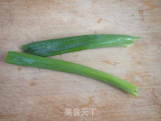 葱油花卷的做法步骤:2