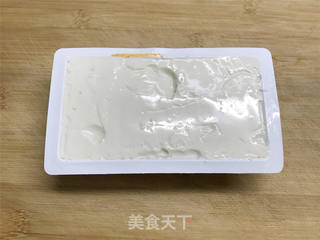 河虾豆腐汤的做法步骤:2