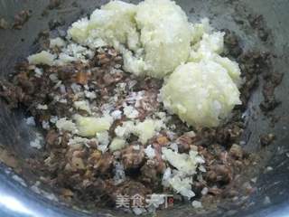 猪肉麻蛤饺子的做法步骤:12