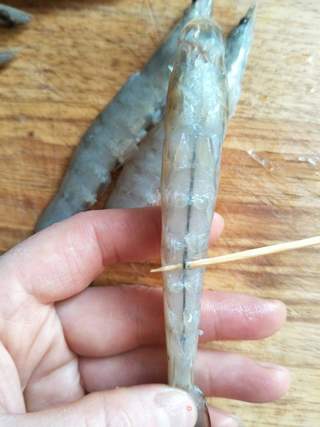 鸿运虾抱百财的做法步骤:8