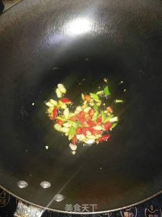 蒜苔杂拌菜炒肉末的做法步骤:5