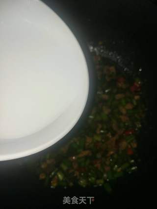 蒜苔杂拌菜炒肉末的做法步骤:11