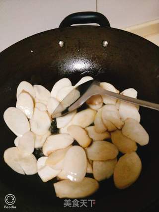 杏鲍菇炒肉片的做法步骤:4