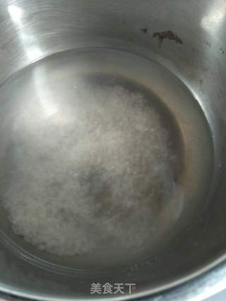 白菜瘦肉粥的做法步骤：3