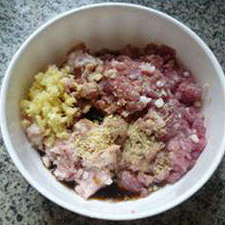 榨菜梅豆肉馅饺子的做法步骤:9