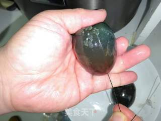 浇汁皮蛋的做法步骤:4