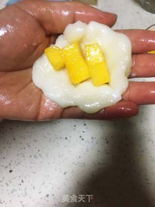 Q弹芒果糯米糍的做法步骤:6
