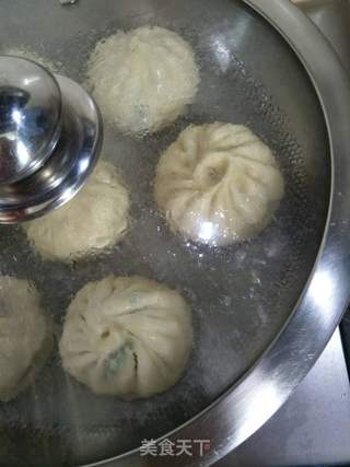 杏鲍菇水煎包的做法步骤:9