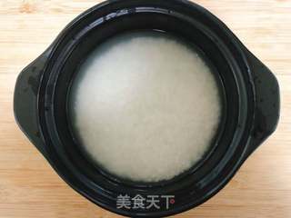 腊味煲仔饭的做法步骤：1