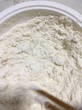 鲜虾多层馅饼的做法步骤:2