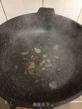 冰糖草莓的做法步骤:3