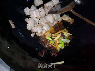 尖椒回锅肉的做法步骤:9