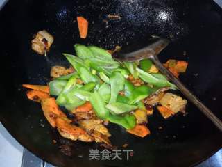 尖椒回锅肉的做法步骤:12