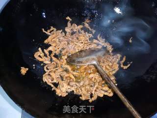 香菜胡萝卜炒肉丝的做法步骤:8