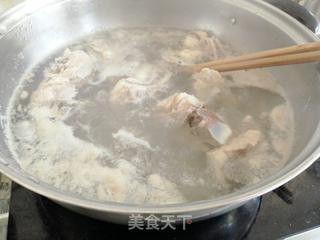 西洋菜猪骨汤的做法步骤:3