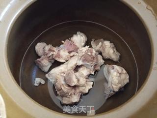 西洋菜猪骨汤的做法步骤:4