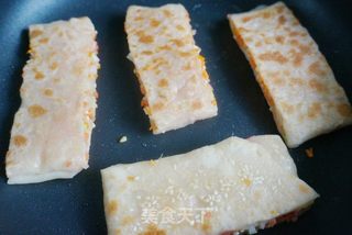胡萝卜火腿饼的做法步骤:7