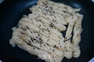 水煎花卷的做法步骤:6