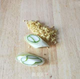 红烧蝶魚的做法步骤:2