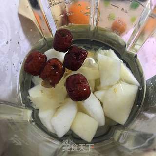 银耳皂角米梨子羹的做法步骤:2