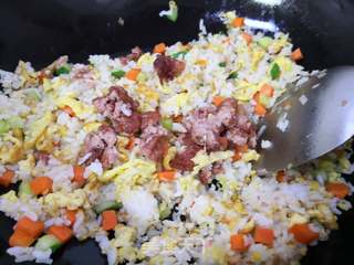 鹅肝酱炒饭的做法步骤:8