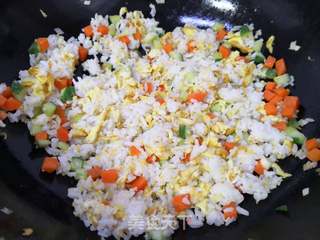 鹅肝酱炒饭的做法步骤:7