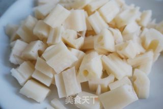 糖醋藕丁的做法步骤：2
