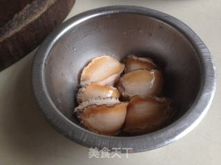 鲍鱼焖鸡的做法步骤:2