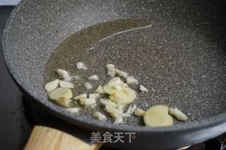 鲍鱼焖鸡的做法步骤:4