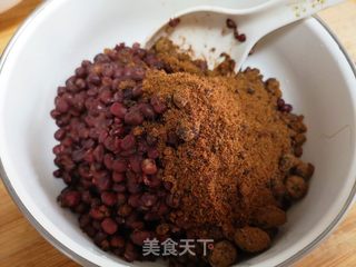 红糖红豆卷的做法步骤:4