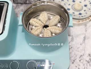 三鲜柳叶饺子的做法步骤:9