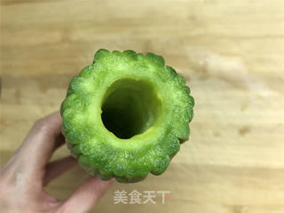 苦瓜酿香蕉的做法步骤:3