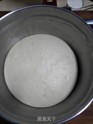 茴香鸡蛋发面馅饼的做法步骤：4