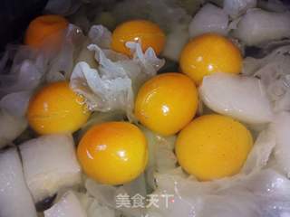 金桔雪梨银耳糖水的做法步骤:7