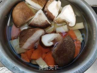 土豆炖牛肉的做法步骤:3