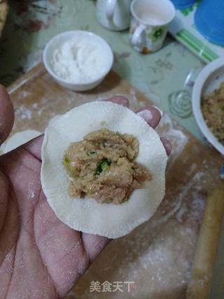 莲藕猪肉水饺的做法步骤:8