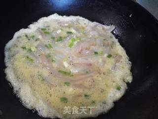银鱼炒鸡蛋的做法步骤:4