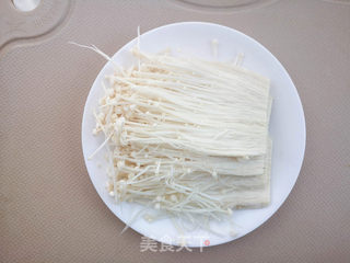 酥脆金针菇的做法步骤:2