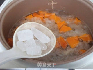 银耳南瓜羹的做法步骤:7